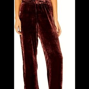 Velvet by graham spencer velvet plum browm wide pull on pants. Medium
